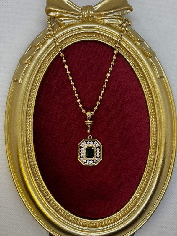 Gold Zümrüt Yeşil Taşlı Kolye