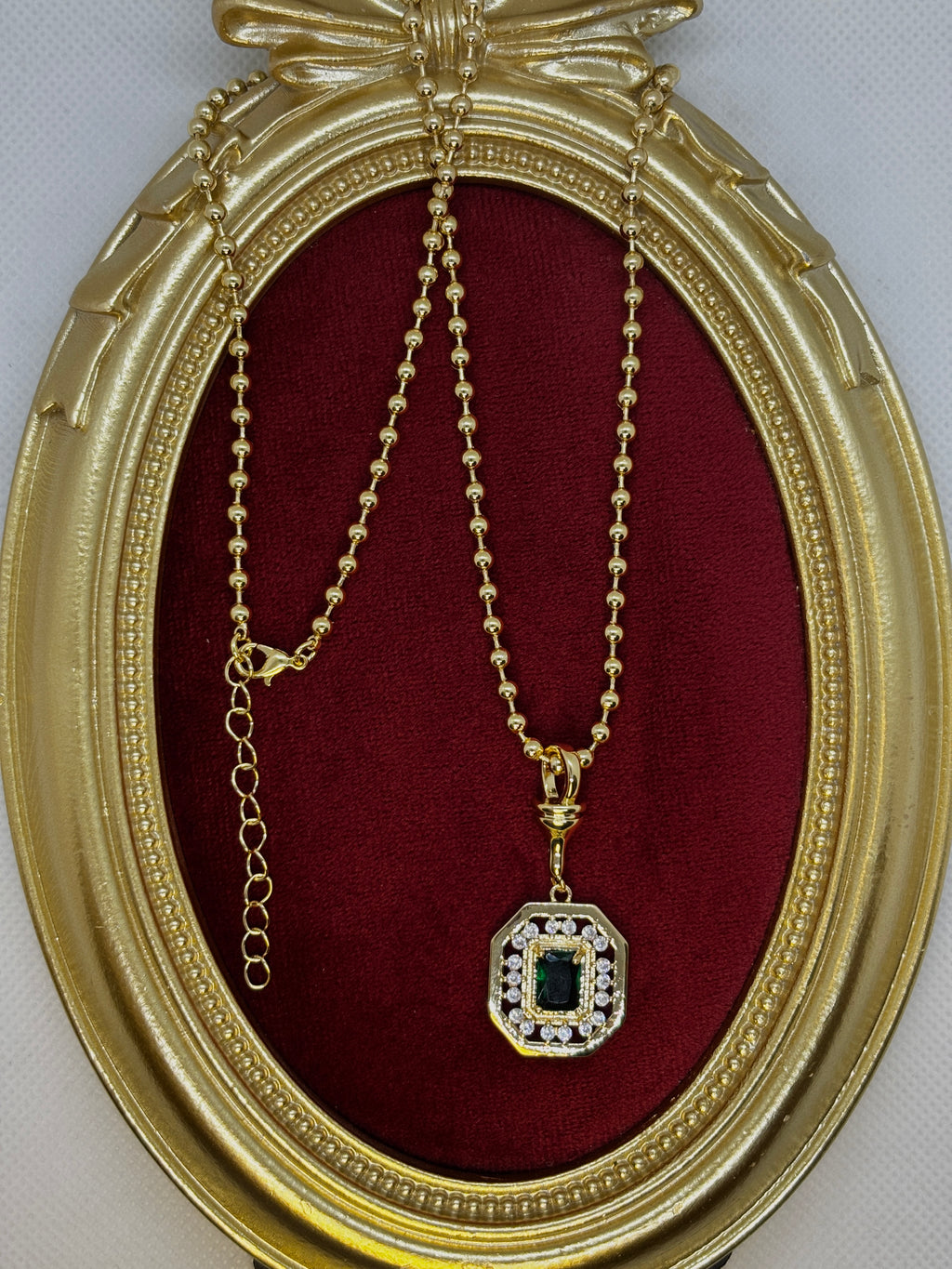 Gold Zümrüt Yeşil Taşlı Kolye