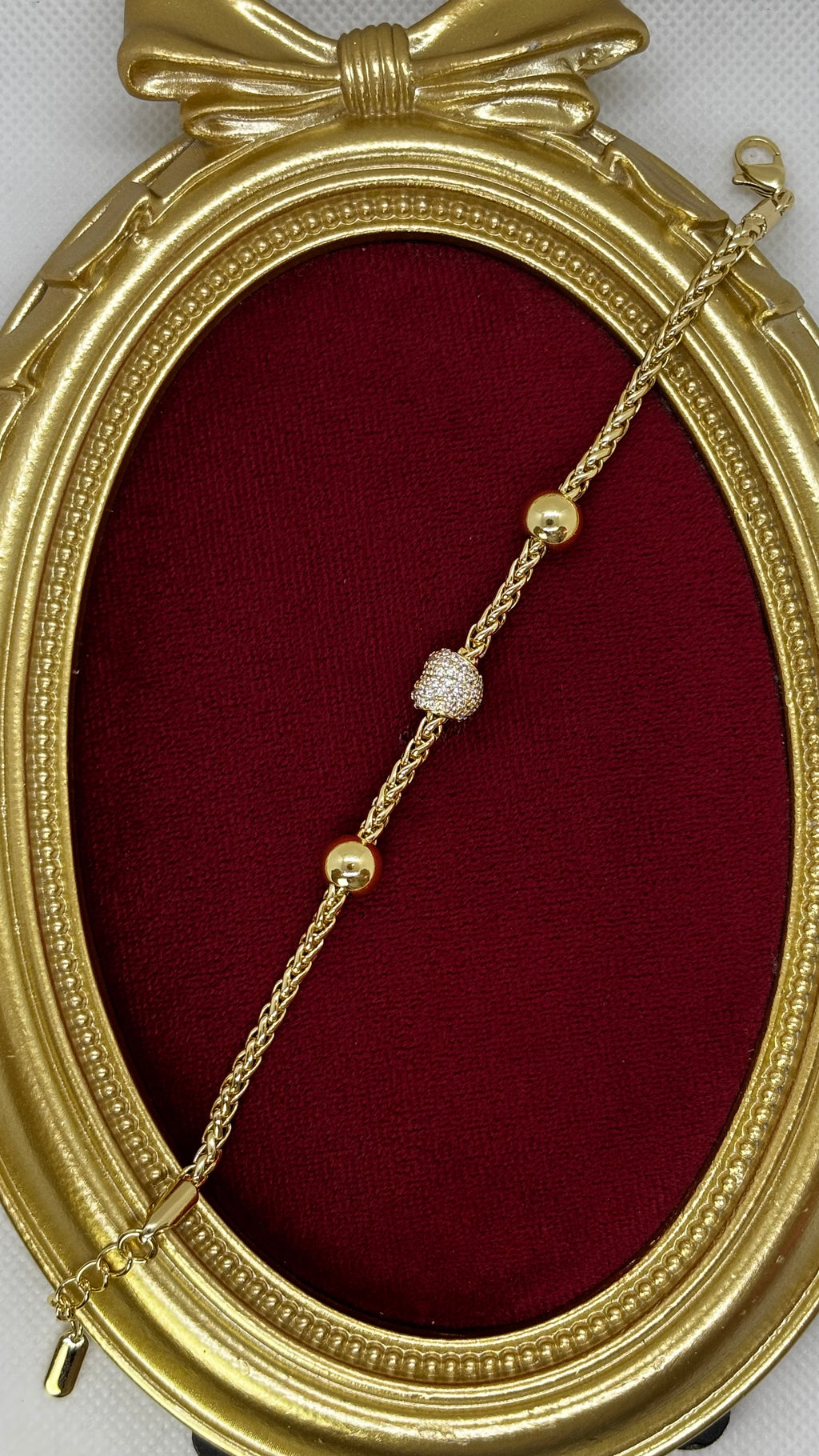 Premium Top Detaylı Gold Taşlı Bileklik