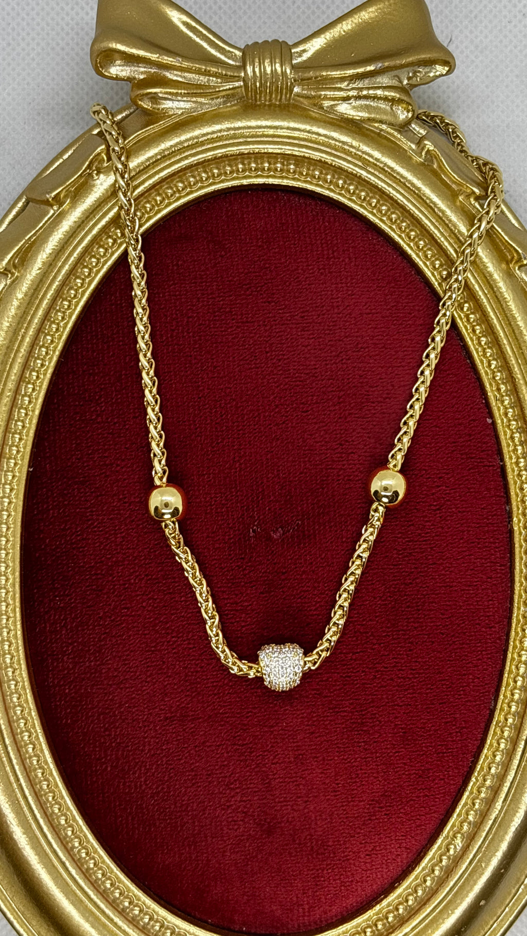 Premium Top Detaylı Gold Taşlı Zincir kolye