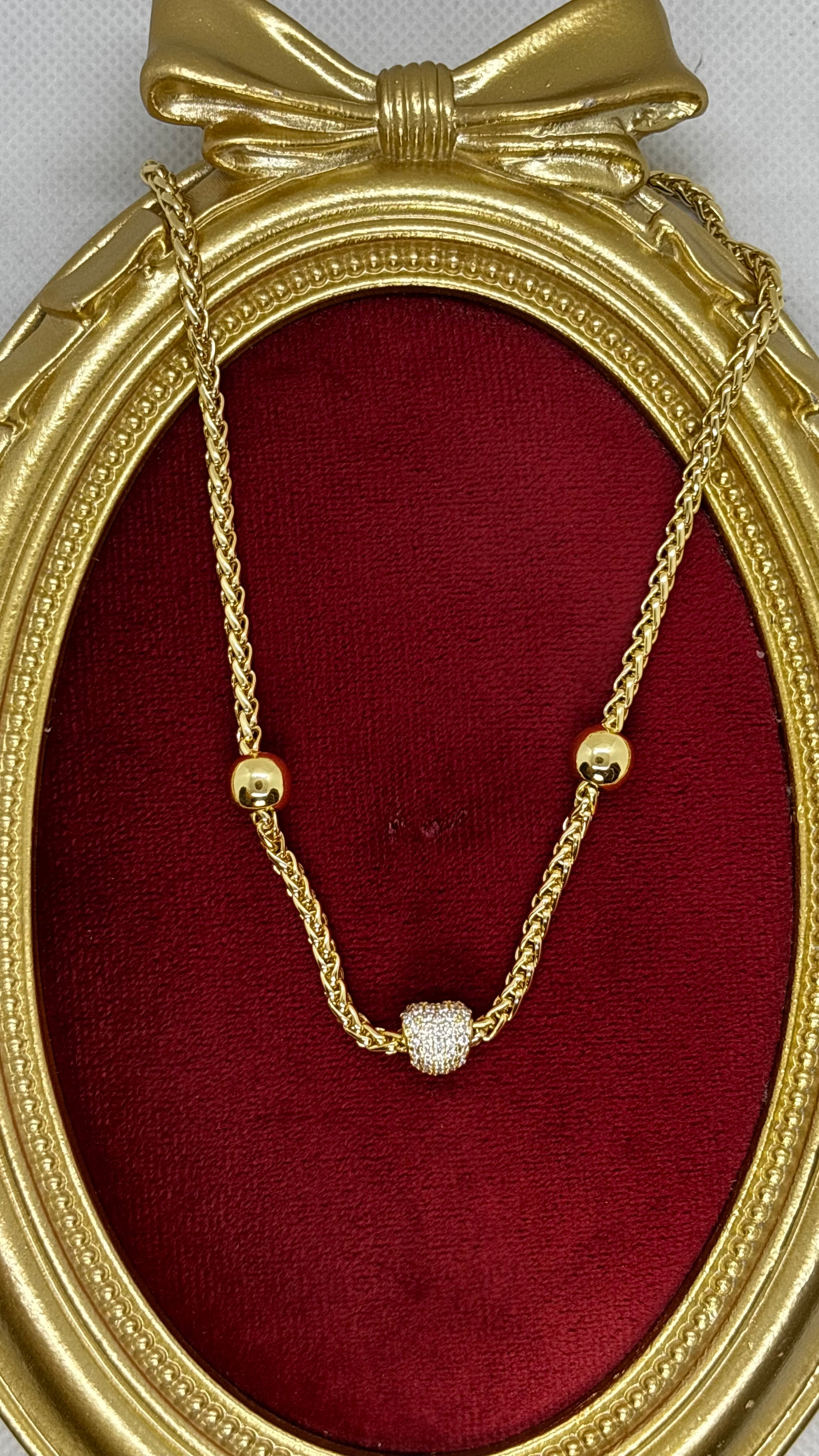 Premium Top Detaylı Gold Taşlı Zincir kolye